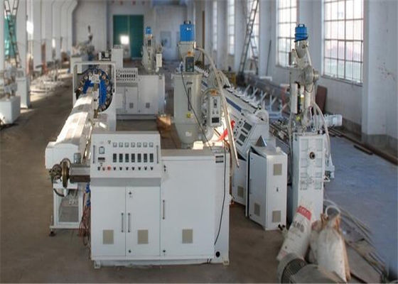 Η πλαστική μηχανή ανακύκλωσης CE ISO9001 για την ίνα PVC ενίσχυσε το μαλακό σωλήνα
