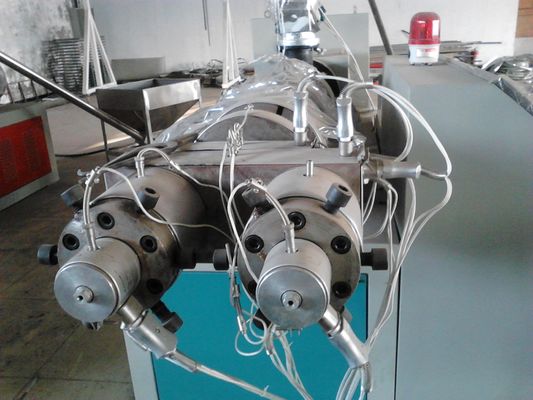 Καλή τιμή. PVC δίδυμη γραμμή εξώθησης σωλήνων βιδών πλαστική, μηχανή εξωθητών σωλήνων σε απευθείας σύνδεση