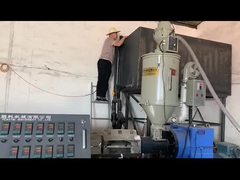 Γραμμή εκτόξευσης πλαστικών σωλήνων 25m*2.6m*1.8m Μέγεθος μηχανής για την παραγωγή ευπροσάρμοστων σωλήνων