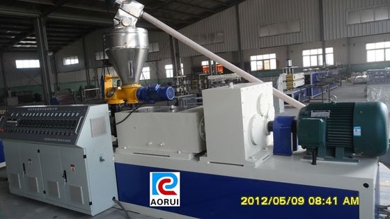 Καλή τιμή. ξύλινη πλαστική σύνθετη μηχανή 380V 50HZ, γραμμή εξώθησης επιτροπής σχεδιαγράμματος PVC σε απευθείας σύνδεση