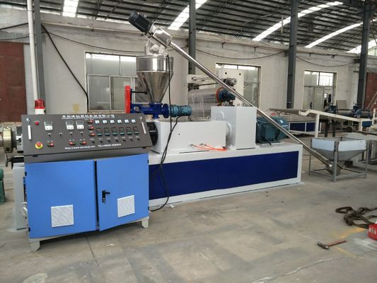 Καλή τιμή. Ενιαίοι πλαστικοί κόκκοι PVC βιδών που κατασκευάζουν τη μηχανή με την εξουσιοδότηση ενός έτους σε απευθείας σύνδεση