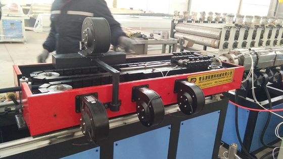 Διπλή ζαρωμένη βίδα μηχανή 60kg/H 10m/Min εξώθησης σωλήνων