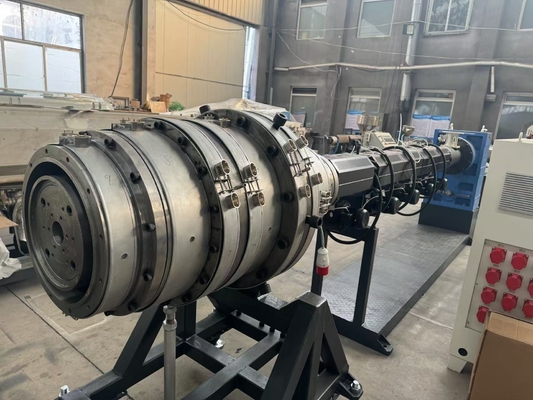 16mm έως 630mm HDPE γραμμή παραγωγής σωλήνων, Single Screw Extruder
