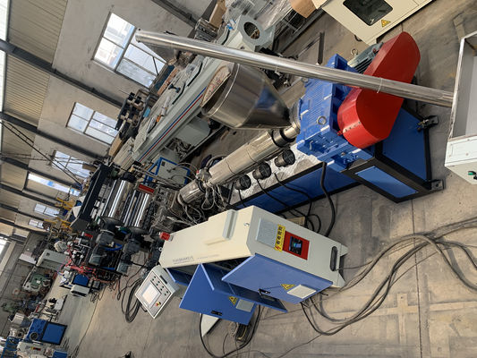 250kg/H διακοσμητική μηχανή πινάκων αφρού PVC με τη διπλή βίδα