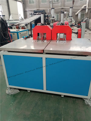 Ύφος 90mm μηχανή 200kg/H 6m/Min άνοιξη εξώθησης σωλήνων PVC
